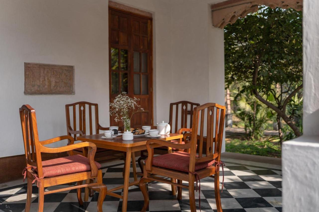 Lohonostays Library Sadhrana Bagh Gurgaon Exterior photo